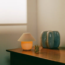 Load image into Gallery viewer, Scoop Lamp