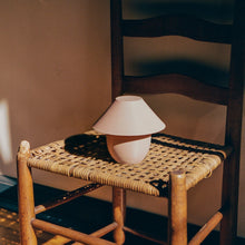 Load image into Gallery viewer, Scoop Lamp