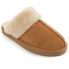 Load image into Gallery viewer, Minnetonka Chesney - Womens Slippers
