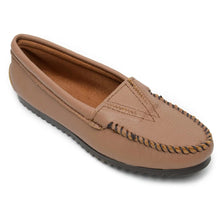 Load image into Gallery viewer, Minnetonka Deerskin Gore Front - Womens Moccasin