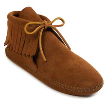 Load image into Gallery viewer, Minnetonka Classic Fringe Softsole Boot - Womens Boots