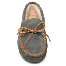 Load image into Gallery viewer, Minnetonka Pile Lined Softsole - Mens Slipper