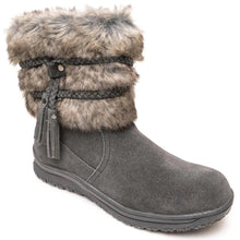 Load image into Gallery viewer, Minnetonka Everett- Womens Boots