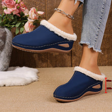 Load image into Gallery viewer, Plush Wedge Sandals