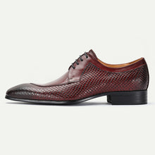 Load image into Gallery viewer, Men's Pointed-Toe Business Casual Leather Shoes – Breathable Dress Shoes for All Seasons