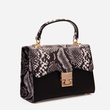 Load image into Gallery viewer, The Venezia Black Leather Handbag