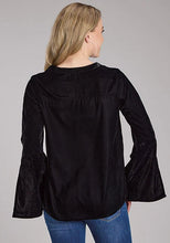 Load image into Gallery viewer, Roper 2335 Poly Velvet (Black) - Women's Western Blouse