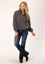 Load image into Gallery viewer, Roper Cropped Polar Fleece Pullover (Grey) - Women's Fleece Pullover