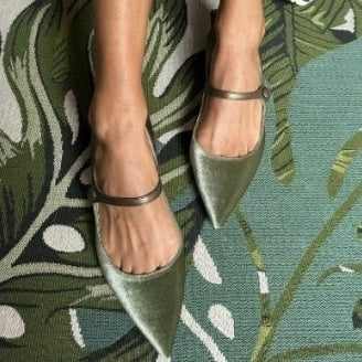 Women's Green Suede Pointed-Toe Slip-On Flats | Casual Pumps