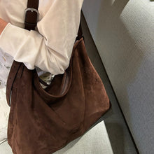 Load image into Gallery viewer, Women's Genuine Leather Single-Shoulder Bag – Matte Full-Grain Cowhide Crossbody Handbag