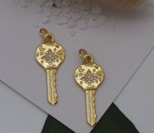Load image into Gallery viewer, CZ North Star On Key Shape Charm, Sku#LK615