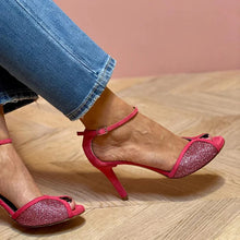 Load image into Gallery viewer, Women's Strappy Peep-Toe Block Heel Sandals - Color Block Design Mid Heel Buckle Sandals