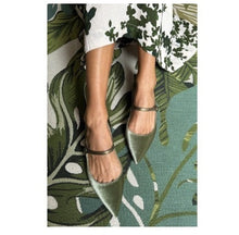 Load image into Gallery viewer, Women's Green Suede Pointed-Toe Slip-On Flats | Casual Pumps