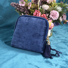 Load image into Gallery viewer, Tassel Crystal Pearl Jewelry Bag – Bracelet &amp; Bangle Storage Pouch