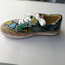 Load image into Gallery viewer, Women's Snake Print Platform Sneakers | Chunky Sole Slip-On Casual Shoes | PU Leather | EU 35-43