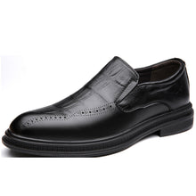 Load image into Gallery viewer, Men's British-Style Pointed Toe Leather Dress Shoes