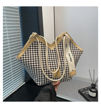 Load image into Gallery viewer, PU Leather Crossbody Shoulder Bag