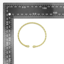 Load image into Gallery viewer, Gold Twisted line patten Bracelet, Sku#A444