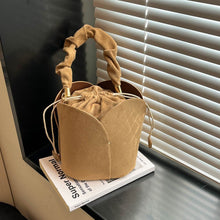 Load image into Gallery viewer, Women's Petal-Shaped Crossbody Bag - PU Leather Small Shoulder Bag with Adjustable Strap