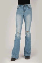Load image into Gallery viewer, Tin Haul Libby High Rise Flare (Light Wash) - Women's Jeans