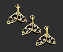 Load image into Gallery viewer, CZ Micro Pave Whale Tail Shape Pendan,18K Gold Charm, Necklace Bracelet Charm Pendant,17x17mm,Sku#FH156
