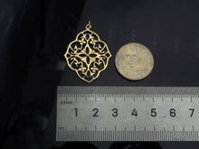 Load image into Gallery viewer, Gold Filled Filigree Flower Shape Pendant, 14K Gold Filled Picture Frame Charm, Necklace Bracelet Charm Pendant, 26x33mm, Sku#ZX21