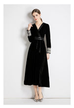 Load image into Gallery viewer, Women Fall Winter Long Sleeve V Neck A Line Midi Dress