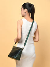 Load image into Gallery viewer, Countryside Crossbody Sling