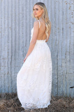 Load image into Gallery viewer, White Contrast Lace Backless Spaghetti Strap Maxi Dress