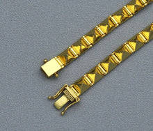 Load image into Gallery viewer, CZ Pyramid Buckle Bracelet, Sku#B197