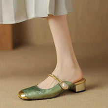Load image into Gallery viewer, Closed Toe Half Slippers