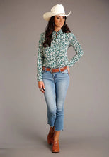 Load image into Gallery viewer, Stetson 1609 Floral Print (Green) - Women's Blouse