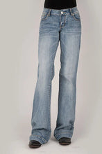Load image into Gallery viewer, Stetson 214 Trouser Fit V Pocket (Light Wash) - Women's Jeans
