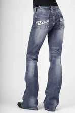 Load image into Gallery viewer, Stetson 816 Classic Stretch Boot Cut (Light Wash) - Women's Jeans