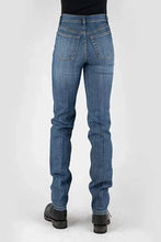 Load image into Gallery viewer, Stetson 915 High Rise Straight Fit (Medium Wash) - Women's Jeans