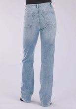 Load image into Gallery viewer, Stetson 915 High Rise Straight Fit (Light Wash) - Women's Jeans