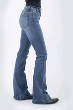 Load image into Gallery viewer, Stetson 921 High Waist Flare Fit (Medium Wash) - Women's Jeans