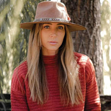 Load image into Gallery viewer, Outback Swan - Wool Felt Wide Brim Outback Hat (Closeout)