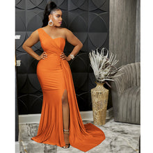 Load image into Gallery viewer, Solid Color Party Tight One Shoulder Sleeve Dress Maxi Dress Women