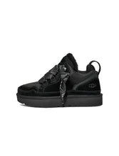 Load image into Gallery viewer, UGG Womens Lowmel - Black