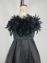 Load image into Gallery viewer, Spring Summer Women Clothing Feather Straps Tulle Elegant Evening Dress