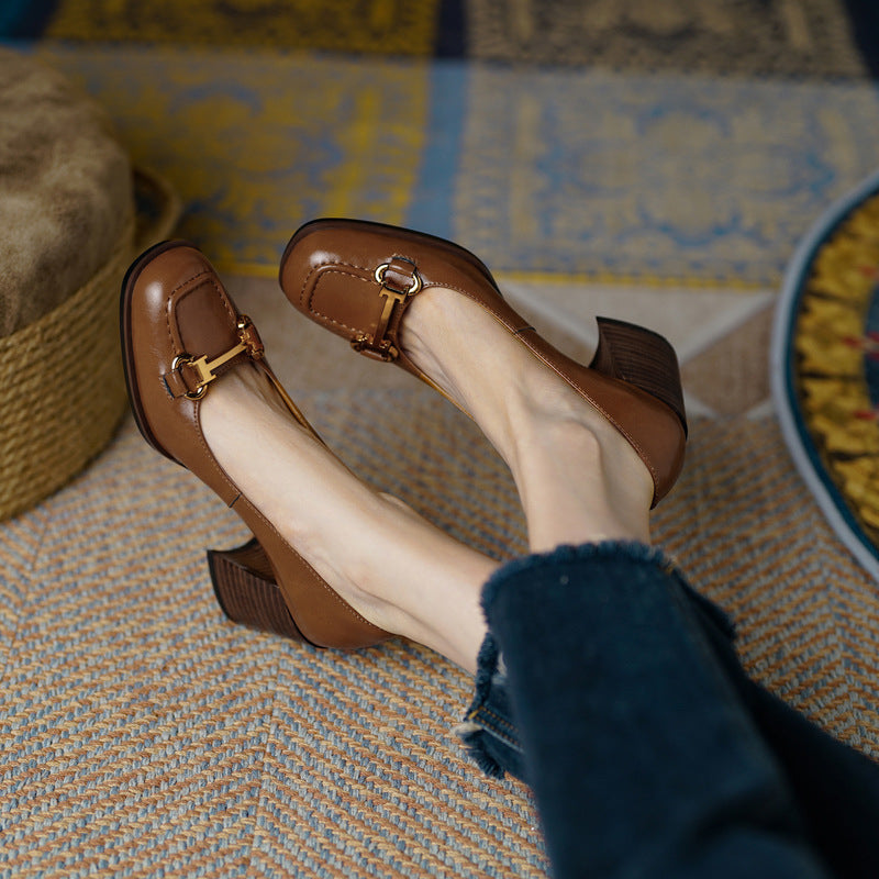 Women's Retro Square Toe Chunky Heel Pumps - French Style Block Heel Shoes