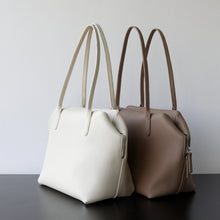 Load image into Gallery viewer, Women's Genuine Leather Shoulder Bag – Full-Grain Cowhide Handbag with Zipper &amp; Card Holder