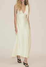 Load image into Gallery viewer, Summer Women Clothing Sexy Bowknot Decoration Silk Satin Texture Midi Dress