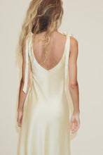 Load image into Gallery viewer, Summer Women Clothing Sexy Bowknot Decoration Silk Satin Texture Midi Dress