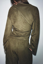 Load image into Gallery viewer, Women Clothing Waist Pleated Suede T shirt Top Belt Pants Suit Women