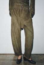 Load image into Gallery viewer, Women Clothing Waist Pleated Suede T shirt Top Belt Pants Suit Women