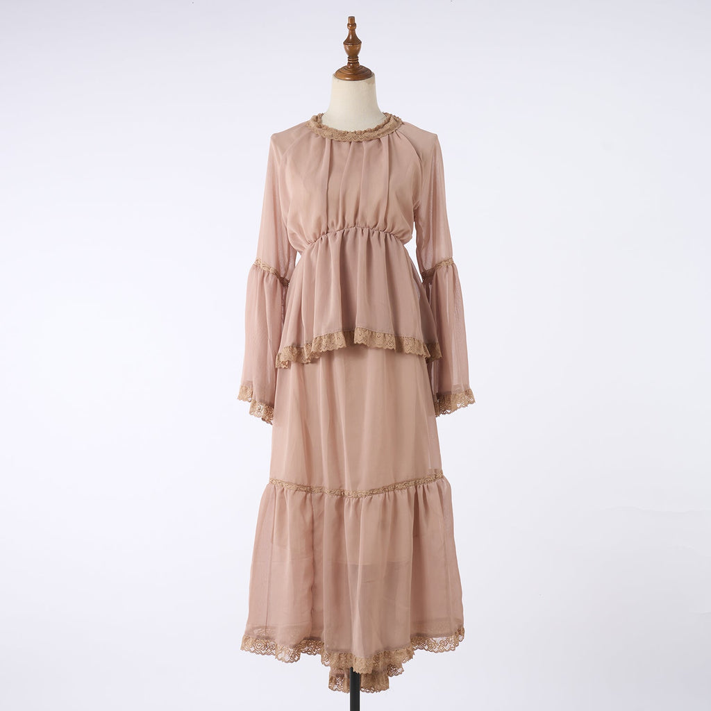 Woman Dress With Ruffled Edge Trim