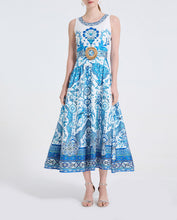 Load image into Gallery viewer, Women Peacock Print Fashionable Style Printed Round Neck Fitted Long Dress