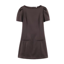 Load image into Gallery viewer, Women Casual Solid Color Two Pleated Pocket Short Sleeve Dress